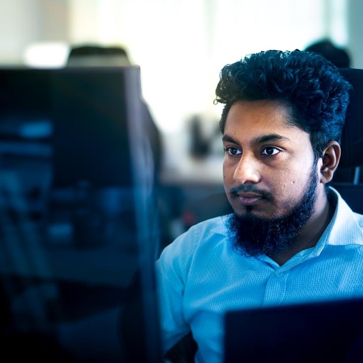 Collaborative mobile app development workflow